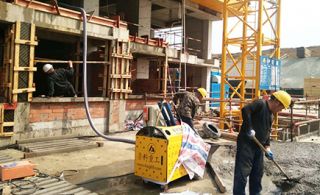 小型泵车二次结构效率怎么样-一小时5方料[鲁科重工]